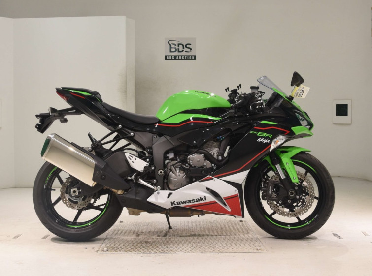 Мотоцикл Kawasaki ZX-6RA с пробегом 3935 km