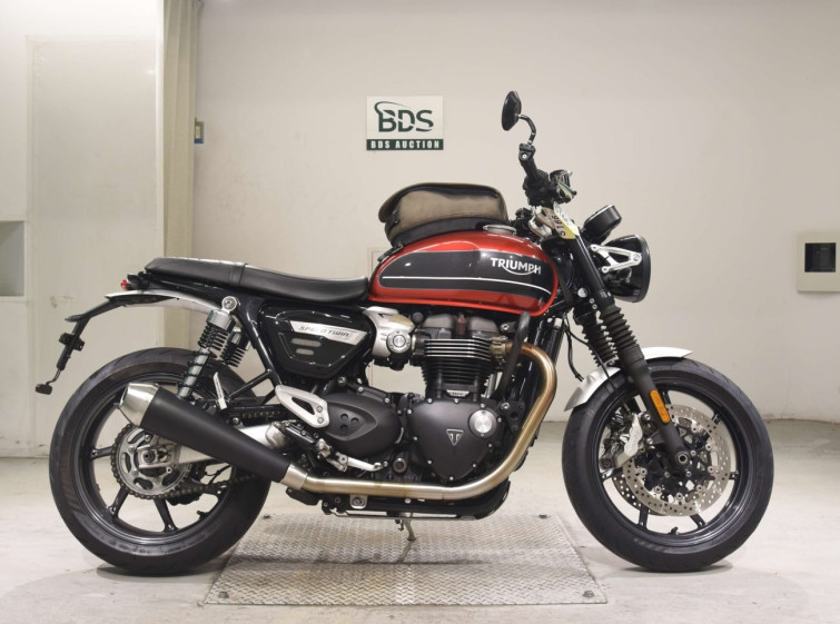 Мотоцикл Triumph SPEED TWIN з пробігом 48680 km