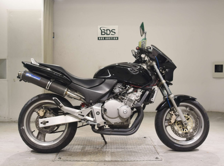 Мотоцикл Honda HORNET CB250F с пробегом 12074 km