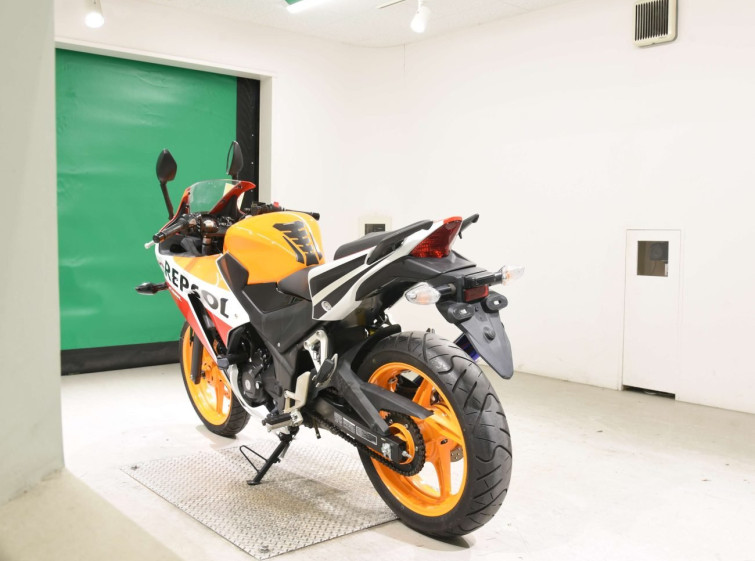 Мотоцикл Honda CBR250RA с пробегом 7893 km