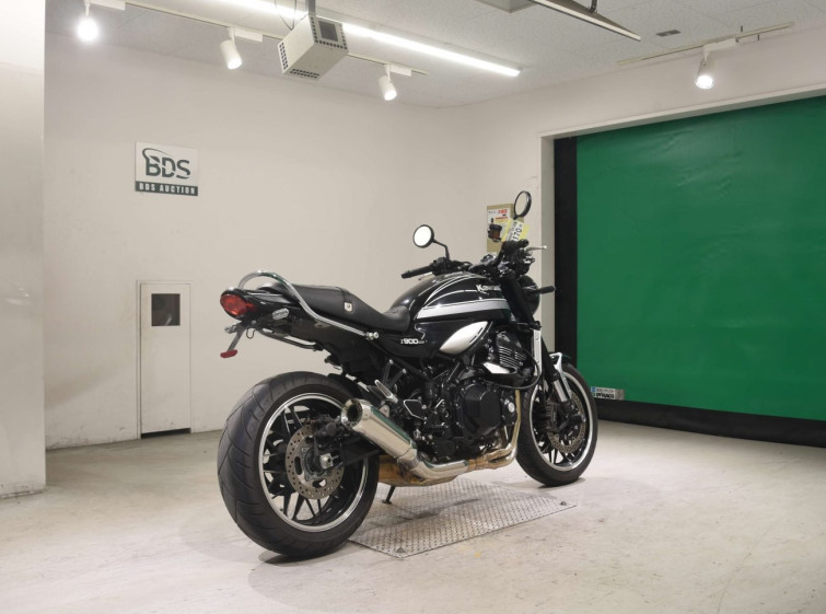 Мотоцикл Kawasaki Z900RS с пробегом 8535 km