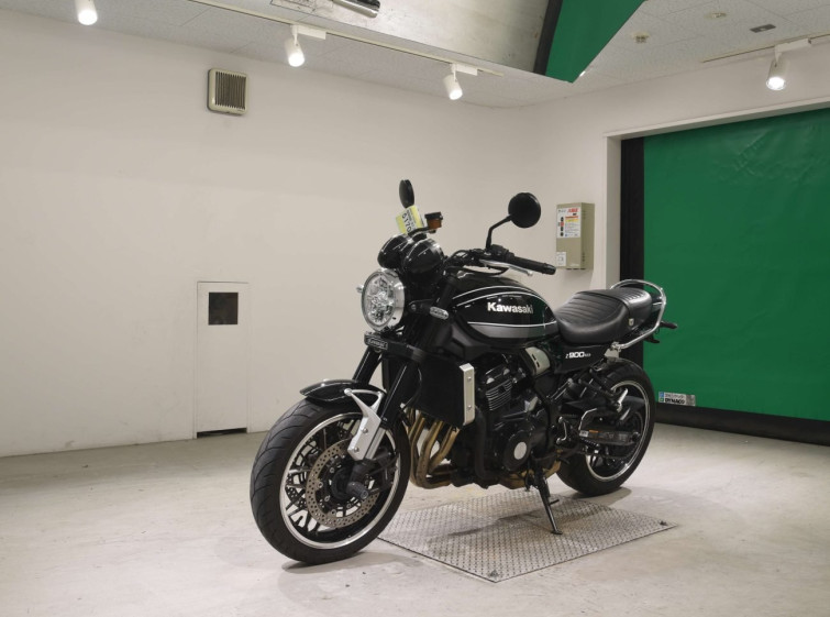 Мотоцикл Kawasaki Z900RS с пробегом 8535 km