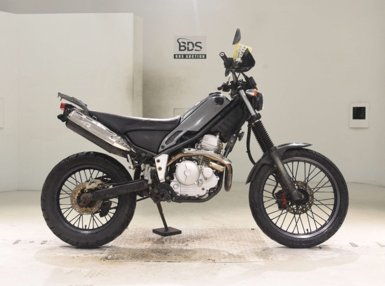 Мотоцикл Yamaha TRICKER з пробігом 32184 km