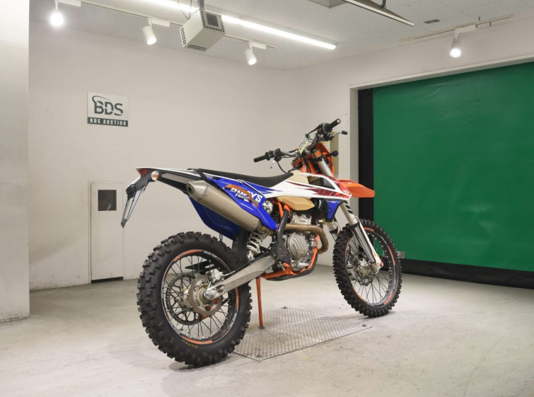 Мотоцикл Kawasaki YM250EXC SIX DAYS з пробігом 1621 km