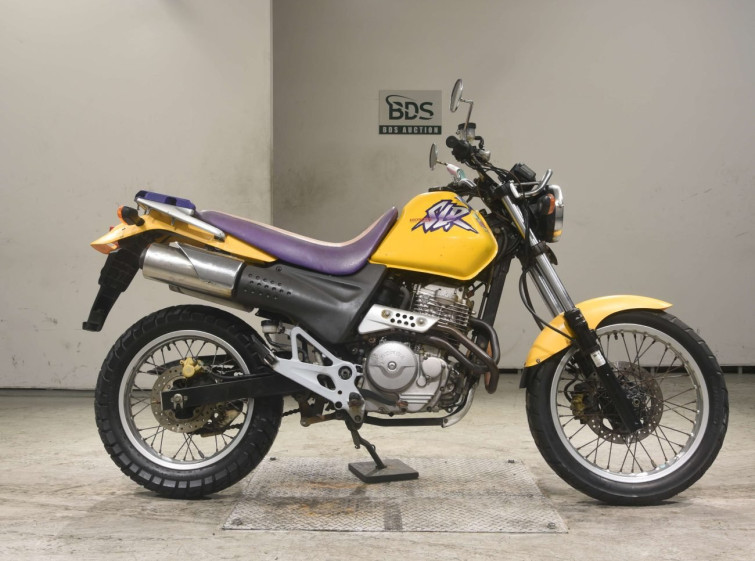 Мотоцикл Honda SLR650 с пробегом 3732 km