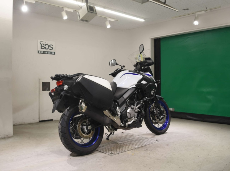 Мотоцикл Suzuki V-STROM DL650 з пробігом 11405 km