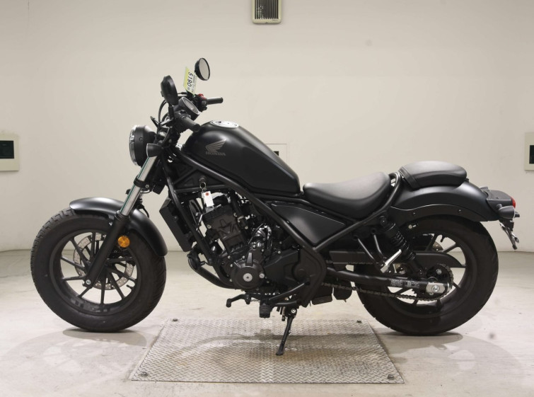 Мотоцикл Honda REBEL CMX250 з пробігом 4518 km
