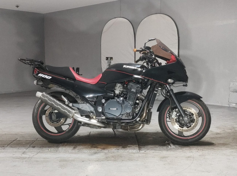 Мотоцикл Kawasaki GPZ1100 з пробігом 48951 km