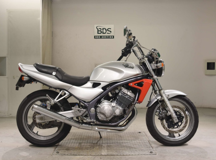 Мотоцикл Kawasaki BALIUS ZR250 с пробегом 3044 km