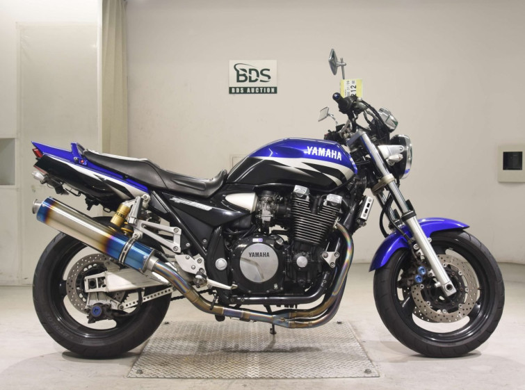 Мотоцикл Yamaha XJR1300 с пробегом 79809 km