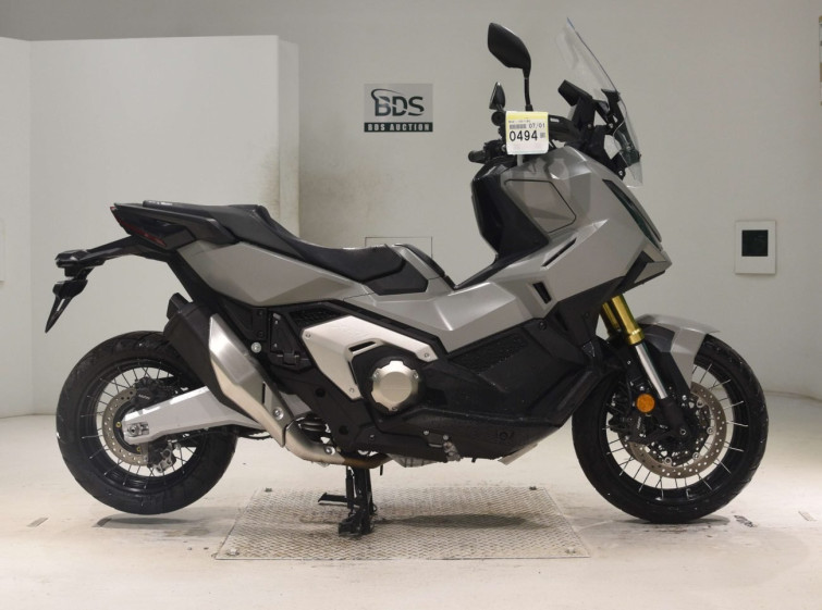 Мотоцикл Honda X-ADV750-2 с пробегом 3534 km