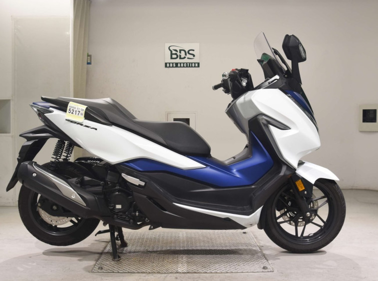 Мотоцикл Honda FORZA з пробігом 40286 km