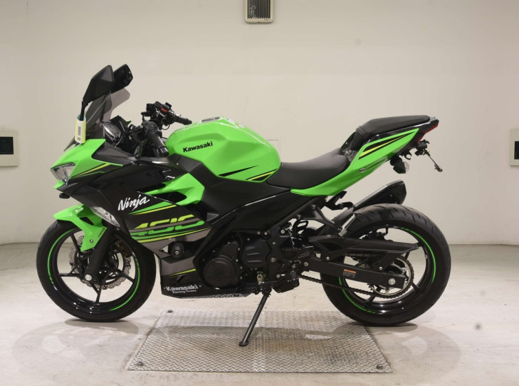Мотоцикл Kawasaki NINJA400 з пробігом 3716 km