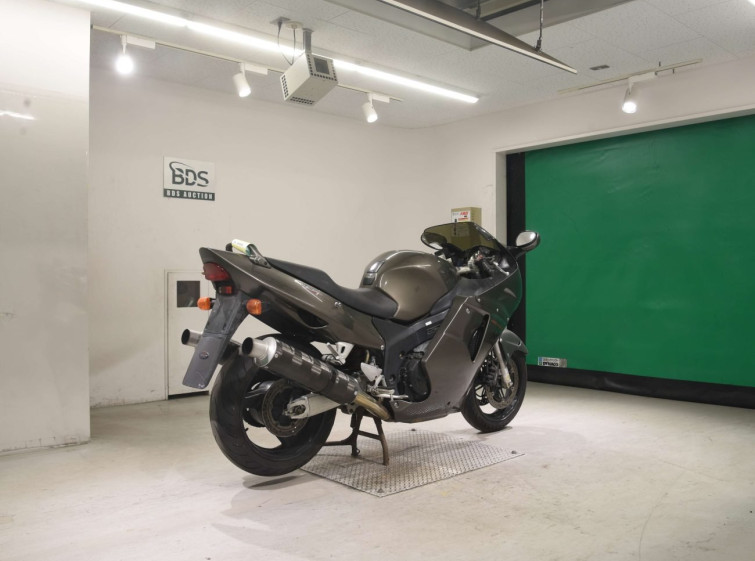 Мотоцикл Honda CBR1100XX BLACKBIRD з пробігом 39895 km