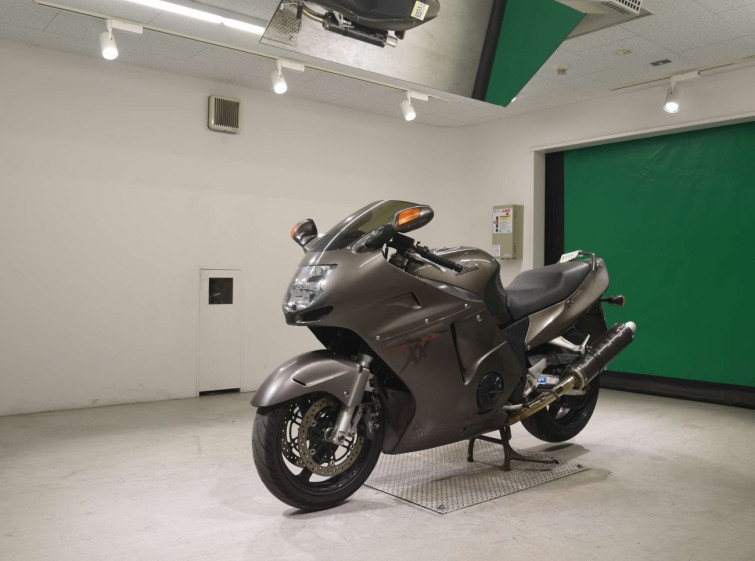 Мотоцикл Honda CBR1100XX BLACKBIRD з пробігом 39895 km