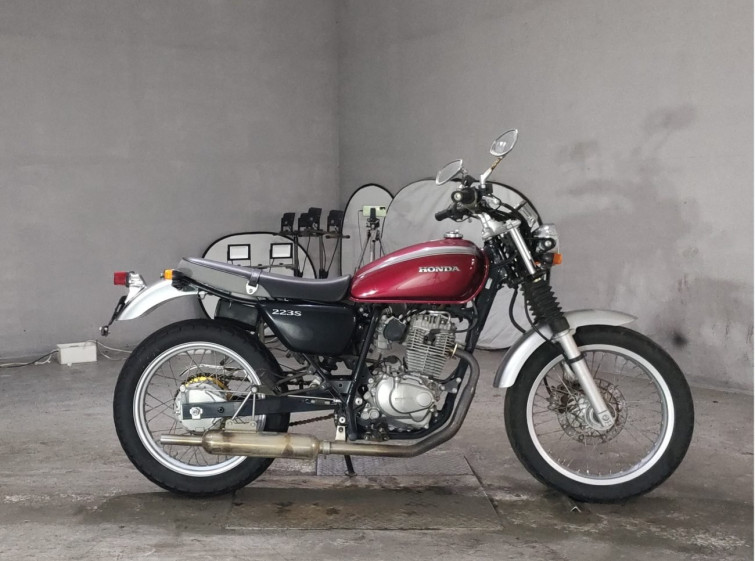 Мотоцикл Honda CB223S з пробігом 14335 km