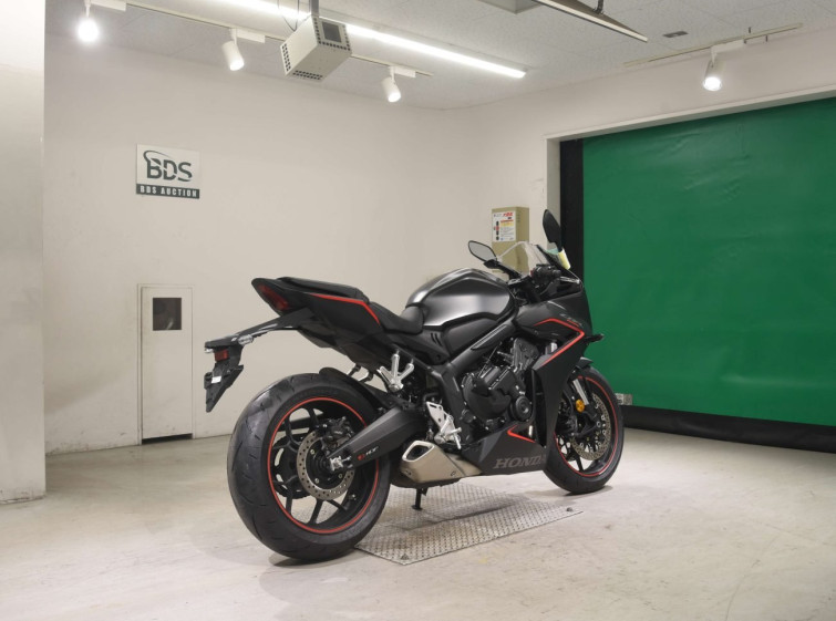Мотоцикл Honda CB650R-2E CLUTCH с пробегом 2072 km