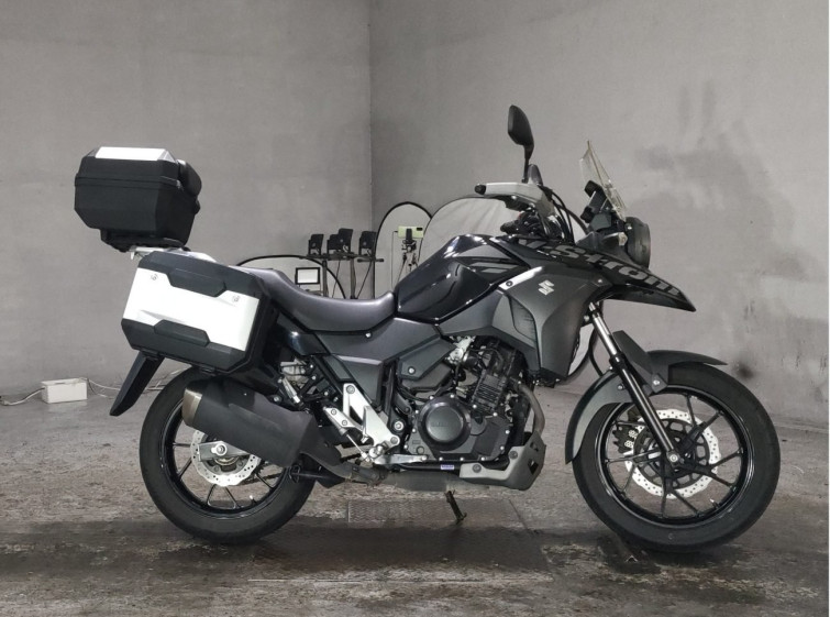 Мотоцикл Suzuki V-STROM DL250 с пробегом 32197 km