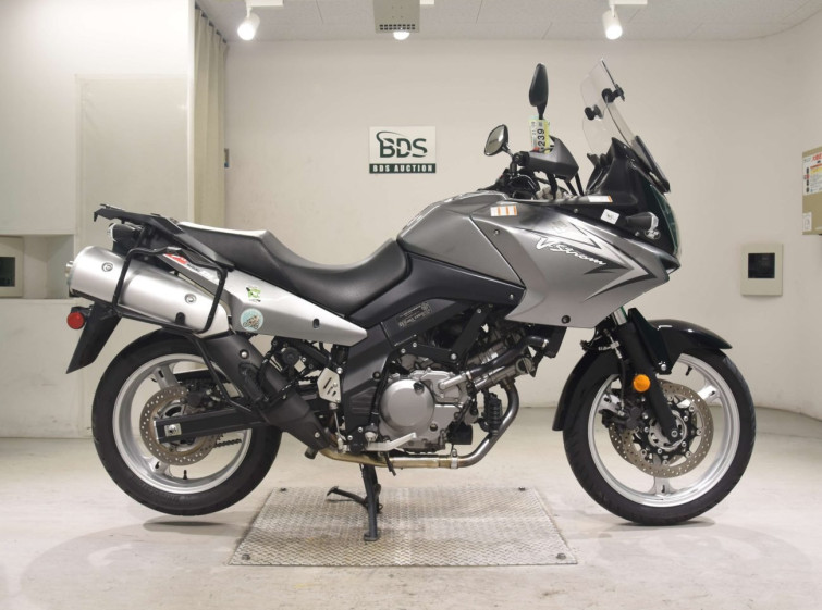 Мотоцикл Suzuki V-STROM DL650 с пробегом 63686 km