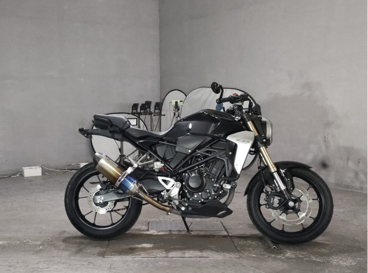 Мотоцикл Honda CB250R з пробігом 6917 km