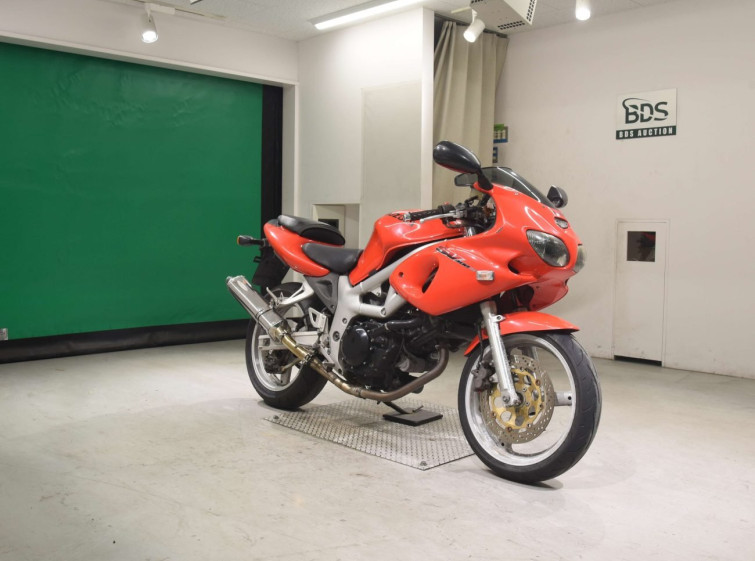 Мотоцикл Suzuki SV400S з пробігом 53333 km