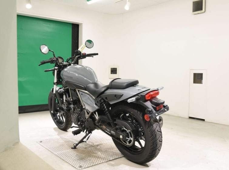 Мотоцикл Kawasaki ELIMINATOR400-3 з пробігом 3230 km