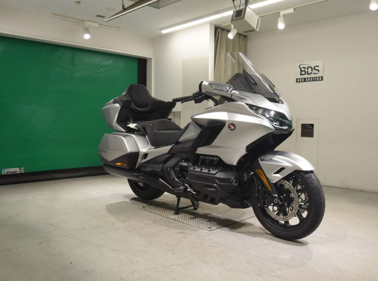 Мотоцикл Honda с пробегом 1 km