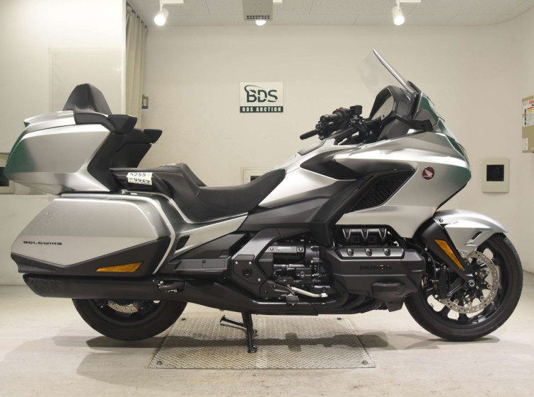 Мотоцикл Honda с пробегом 1 km