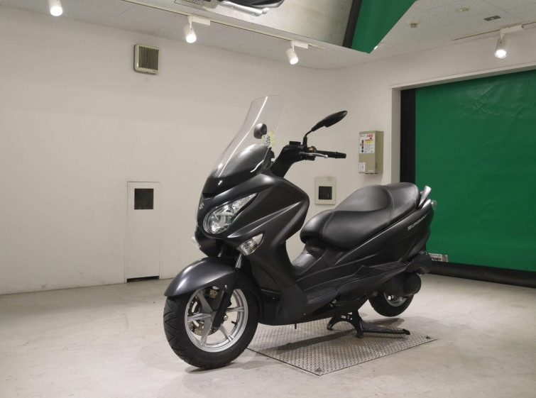 Мотоцикл Suzuki BURGMAN200 с пробегом 1416 km