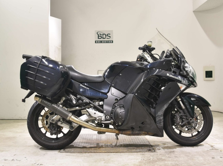 Мотоцикл Kawasaki GTR1400 CONCOURS с пробегом 28044 km