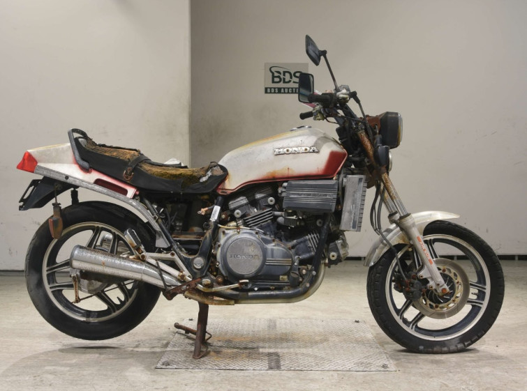Мотоцикл Honda VF750S SABER с пробегом 7246 km