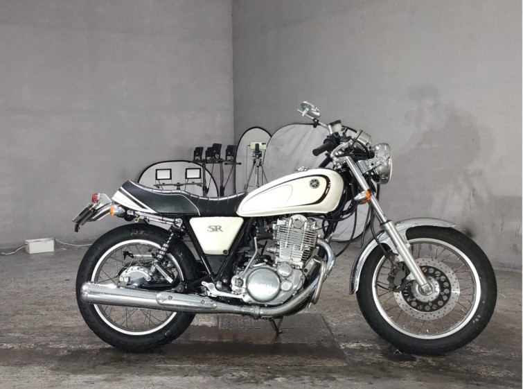 Мотоцикл Yamaha SR400 с пробегом 22997 km