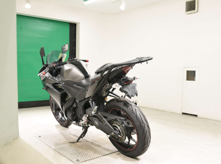 Мотоцикл Yamaha YZF-R3 с пробегом 35079 km