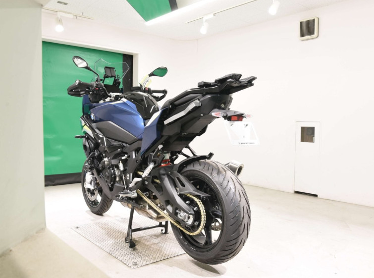 Мотоцикл BMW з пробігом 4 km