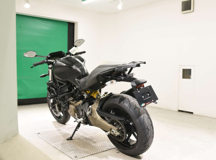 Мотоцикл Ducati MONSTER 821 с пробегом 5450 km
