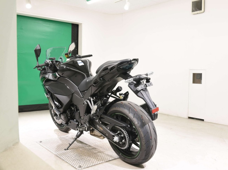 Мотоцикл Kawasaki NINJA1100SX з пробігом 151 km