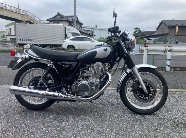 Мотоцикл Yamaha SR400 с пробегом 6377 km