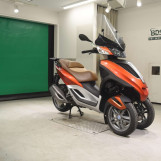 Мотоцикл Piaggio MP3 300 з пробігом 693 km