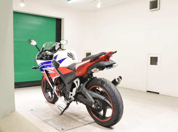 Мотоцикл Honda CBR250RA с пробегом 21098 km