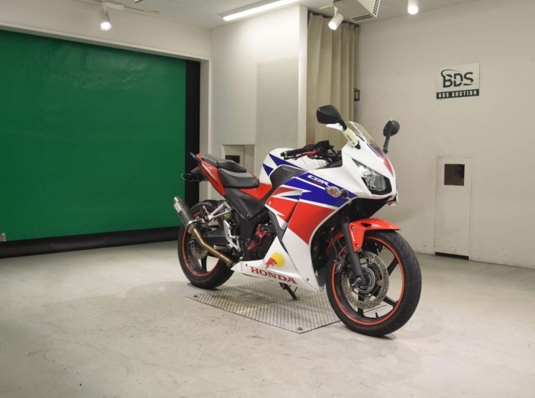 Мотоцикл Honda CBR250RA с пробегом 21098 km