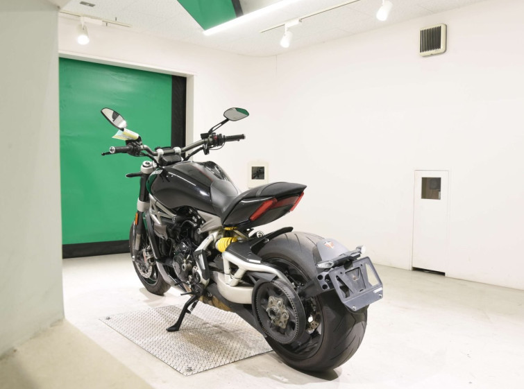 Мотоцикл Ducati X DIAVEL S