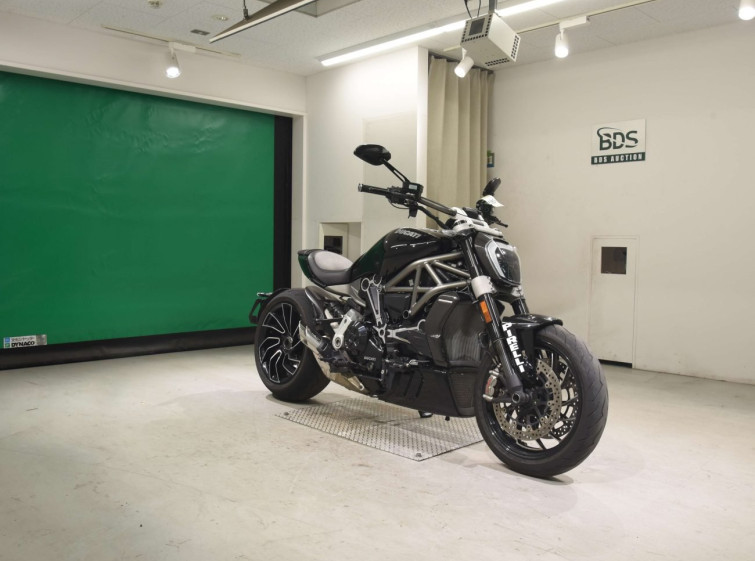 Мотоцикл Ducati X DIAVEL S