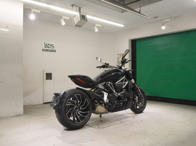 Мотоцикл Ducati X DIAVEL S