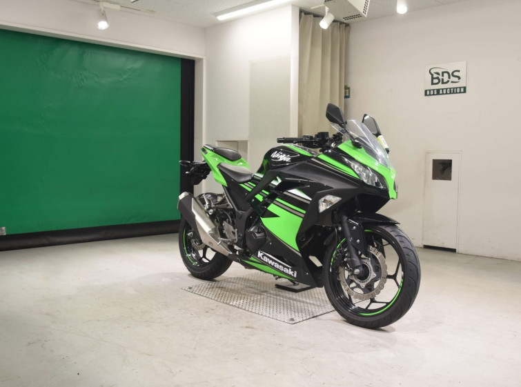 Мотоцикл Kawasaki NINJA250A з пробігом 10440 km