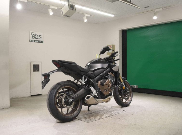 Мотоцикл Honda CB650R-2E CLUTCH з пробігом 444 km