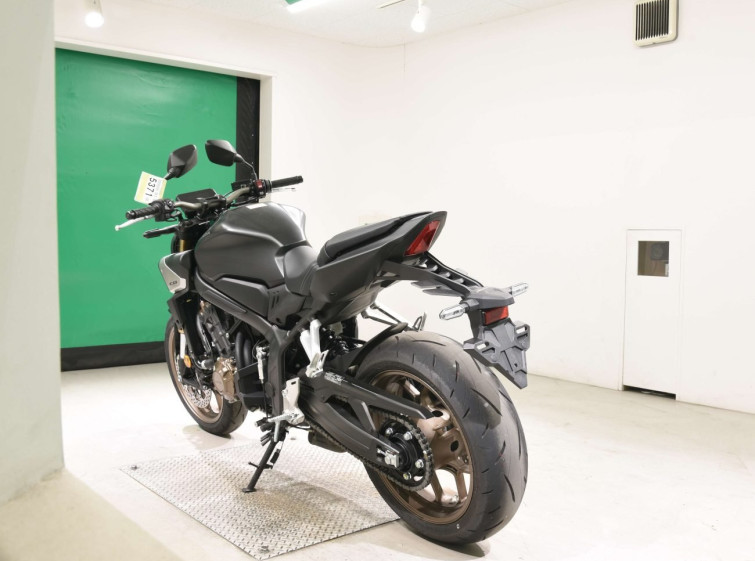 Мотоцикл Honda CB650R-2E CLUTCH з пробігом 444 km