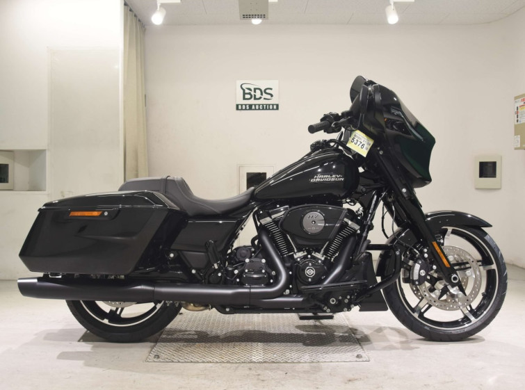 Мотоцикл HD з пробігом 2 km