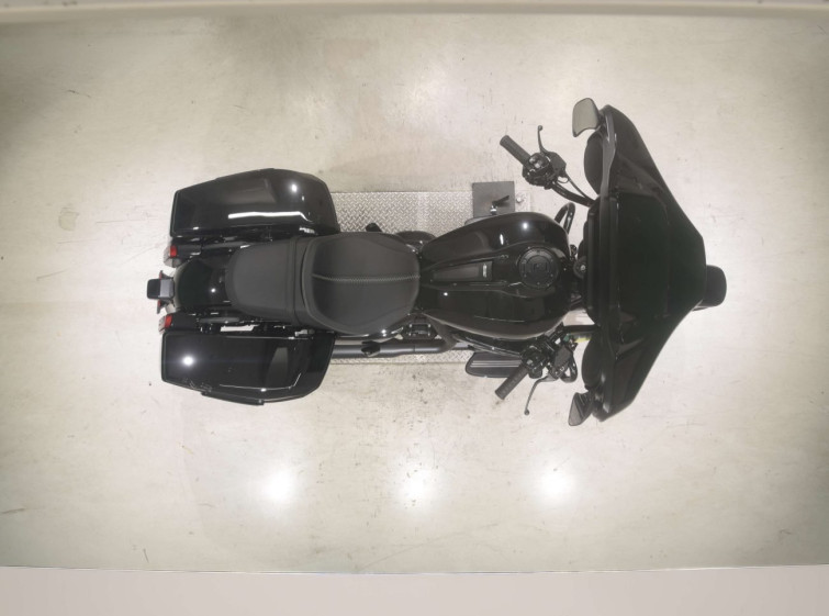 Мотоцикл HD з пробігом 2 km