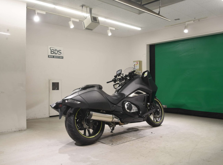 Мотоцикл Honda NM4-02 VULTUS з пробігом 7416 km