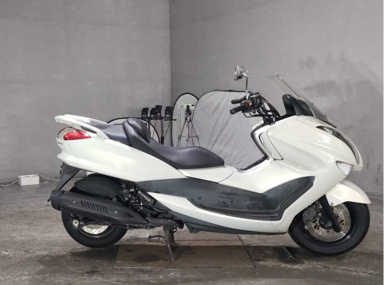 Мотоцикл Yamaha MAJESTY 250 с пробегом 25353 km